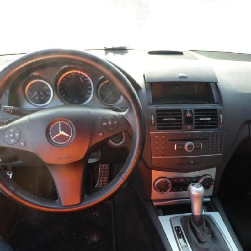 Ecran GPS MERCEDES CLASSE C 204 Photo n°11