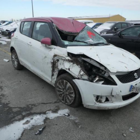 Vitre avant droit SUZUKI SWIFT 4