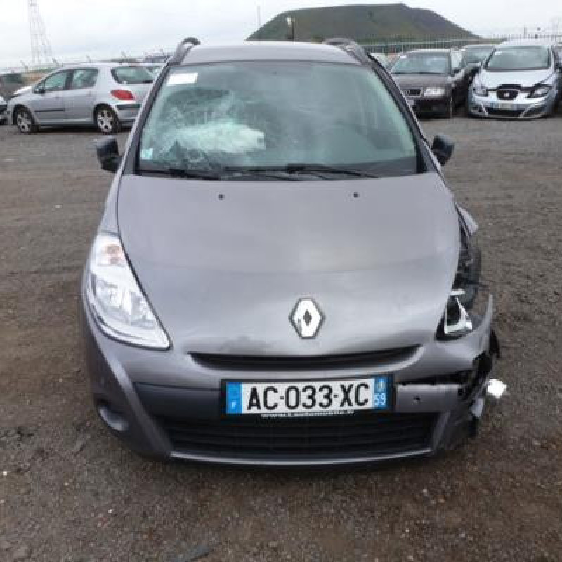 Ceinture arriere centrale RENAULT CLIO 3 Photo n°7