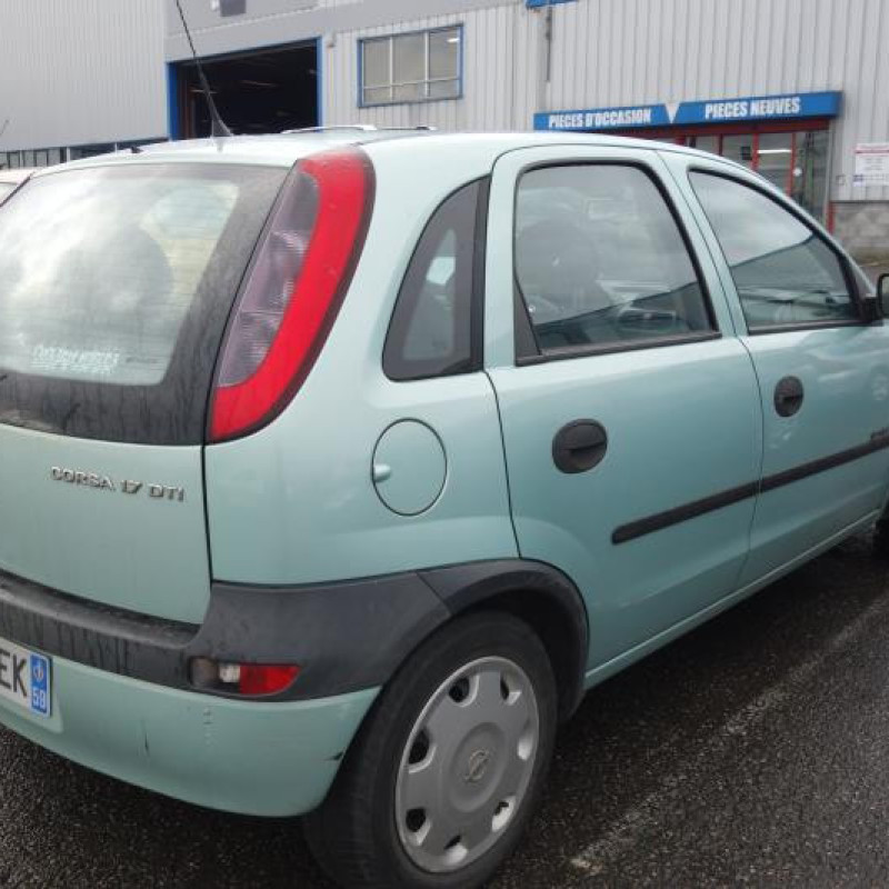 Feu arriere principal gauche (feux) OPEL CORSA C Photo n°5