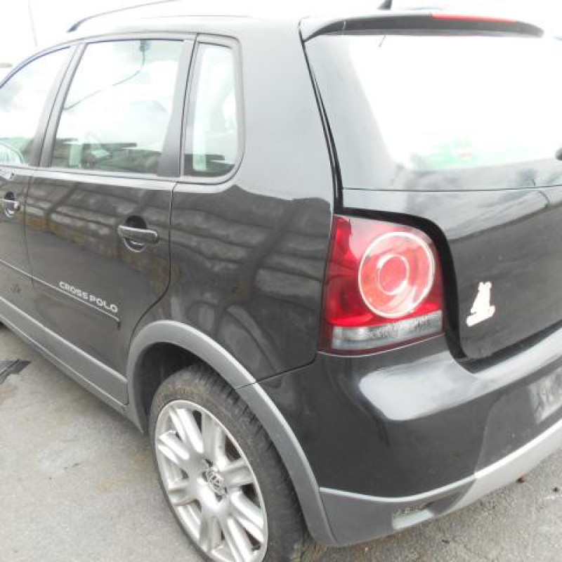 Leve vitre mecanique arriere droit VOLKSWAGEN POLO 4 Photo n°4