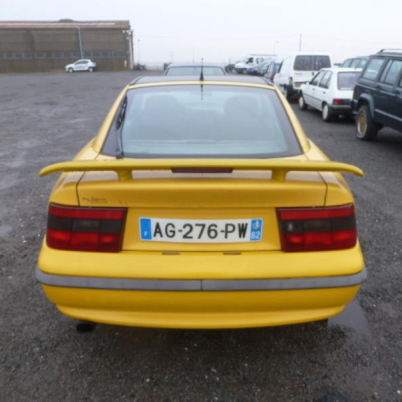 Aile avant droit OPEL CALIBRA Photo n°8