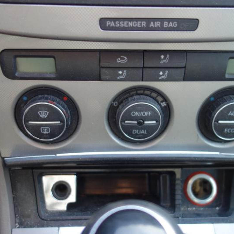 Autoradio VOLKSWAGEN PASSAT 5 Photo n°10