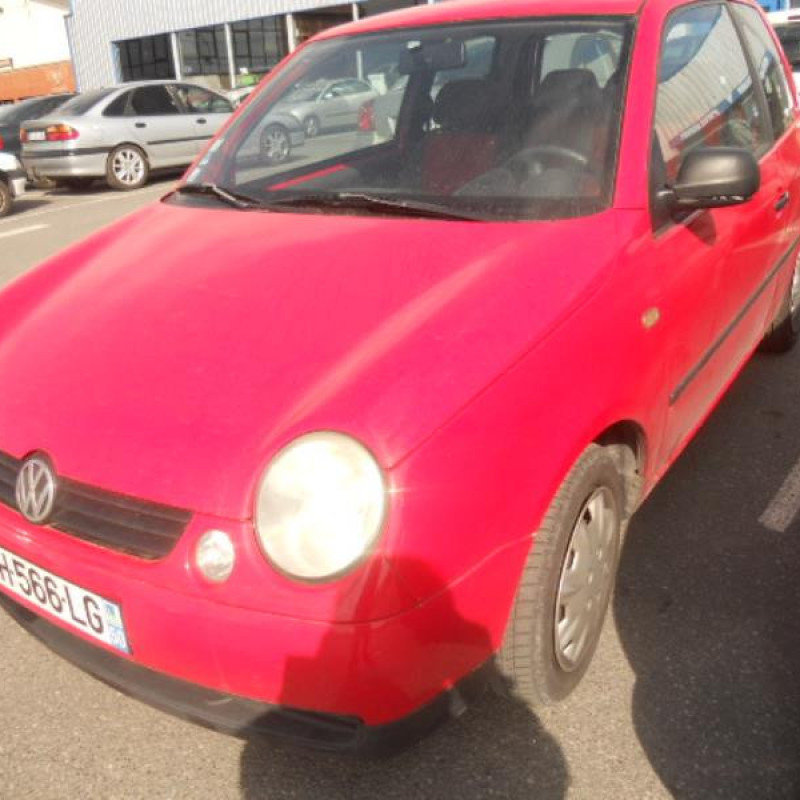 Pompe de direction VOLKSWAGEN LUPO Photo n°4