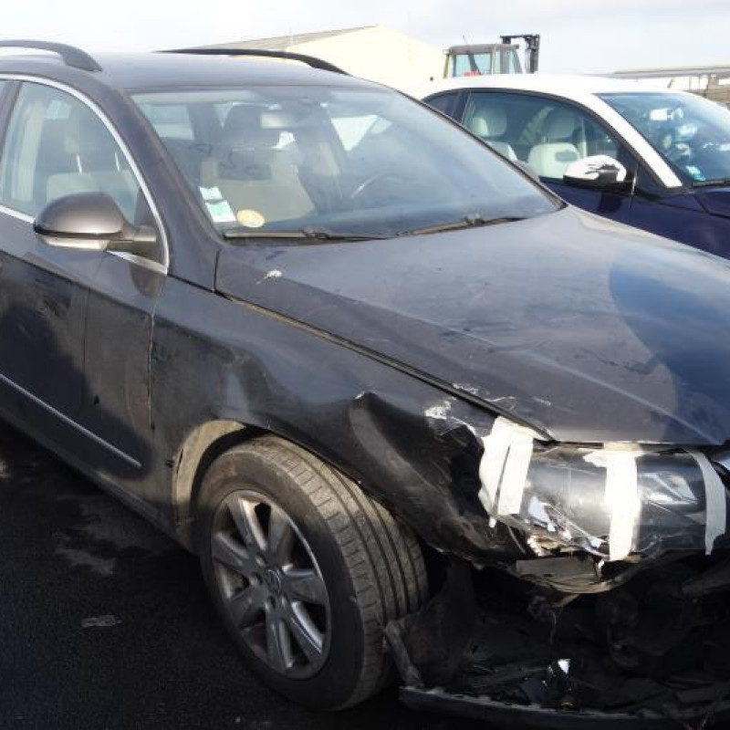 Renfort pare choc arriere (traverse) VOLKSWAGEN PASSAT 5 Photo n°3