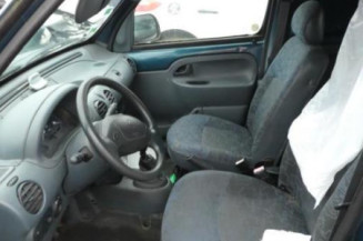 Pare choc arriere RENAULT KANGOO 1