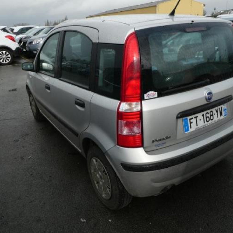 Attache ceinture arriere gauche FIAT PANDA 2 Photo n°7