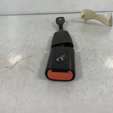 Attache ceinture avant gauche LANCIA YPSILON 4