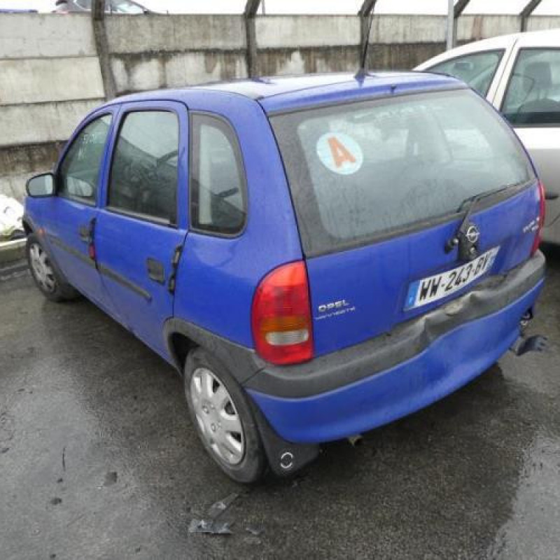 Aile avant droit OPEL CORSA B Photo n°5