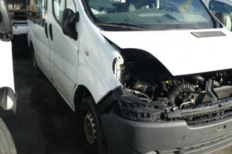 Poignee porte avant droit RENAULT TRAFIC 2