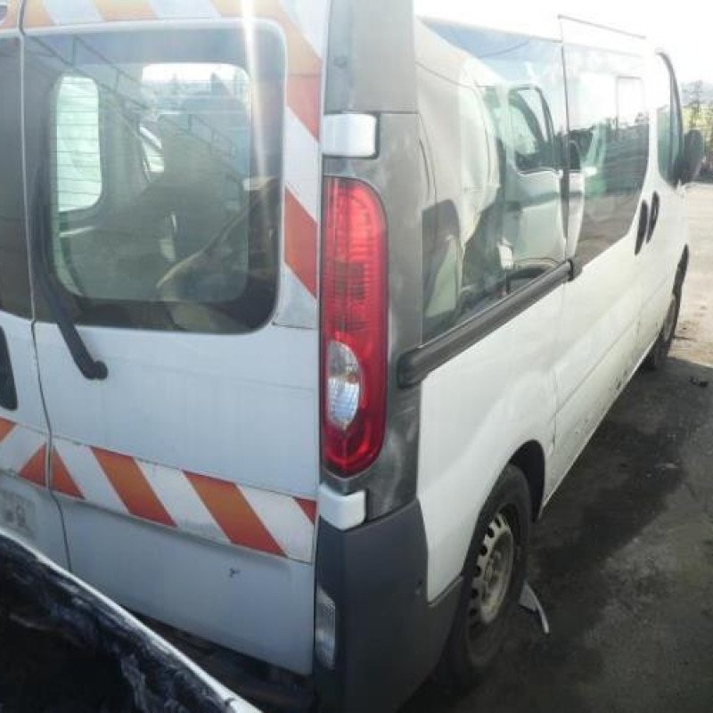 Poignee porte avant droit RENAULT TRAFIC 2 Photo n°6