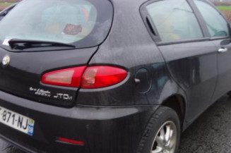 Vitre avant gauche ALFA ROMEO 147