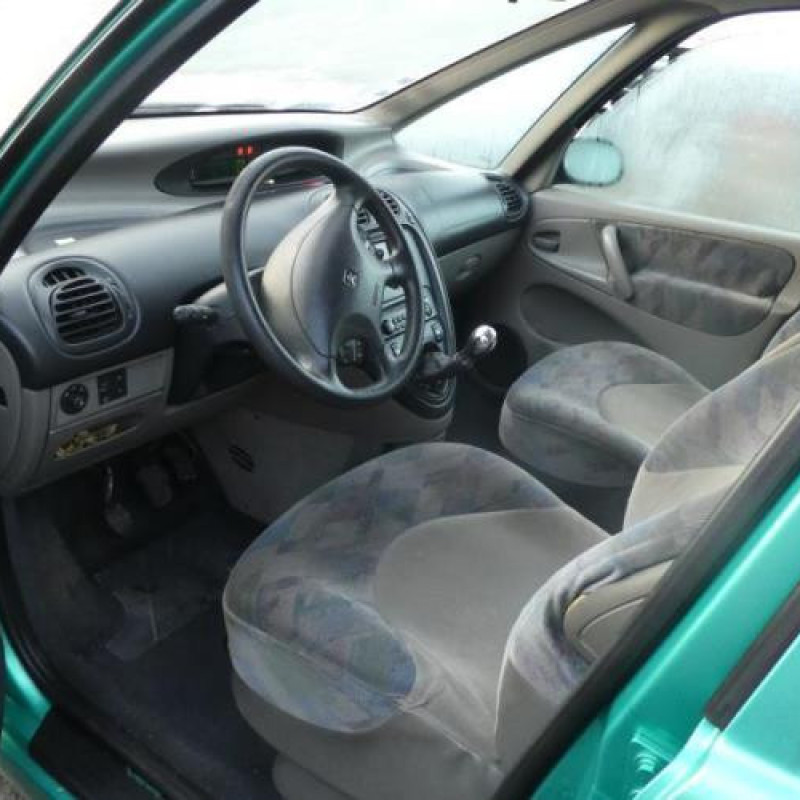 Plage arriere CITROEN XSARA PICASSO Photo n°5