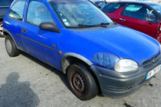 Pare choc arriere OPEL CORSA B