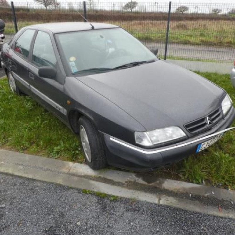 Feu arriere principal gauche (feux) CITROEN XANTIA Photo n°5