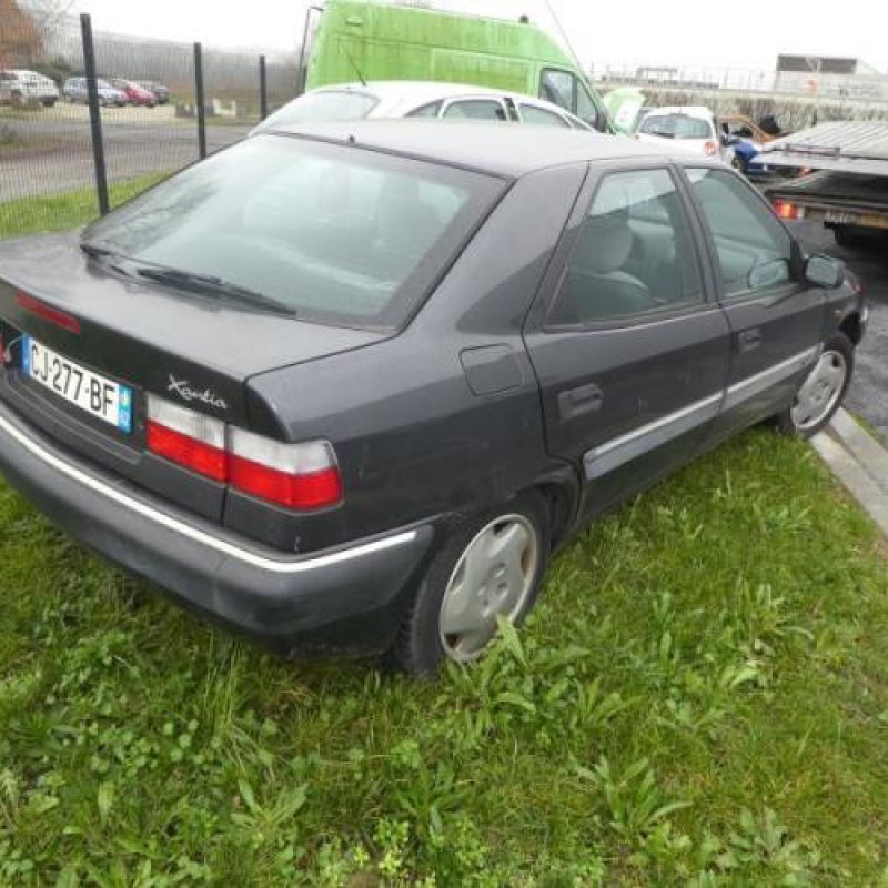 Feu arriere principal gauche (feux) CITROEN XANTIA Photo n°6