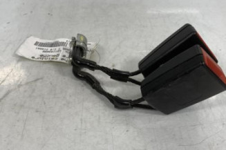 Attache ceinture arriere gauche VOLKSWAGEN POLO 5