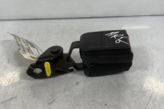 Attache ceinture arriere gauche PEUGEOT 407