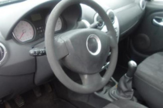 Boite a gants DACIA SANDERO 1