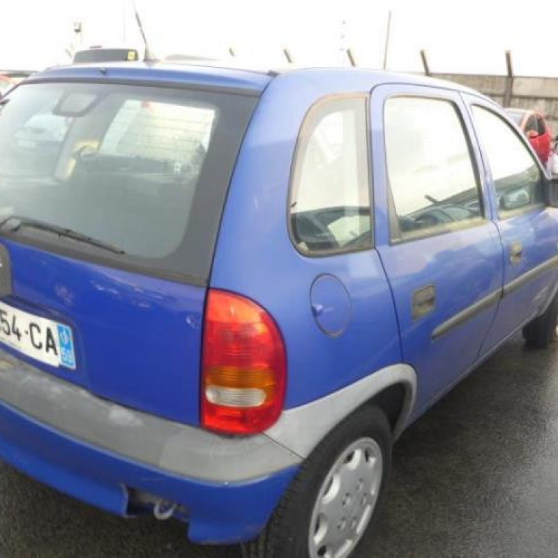 Vitre avant droit OPEL CORSA B Photo n°3