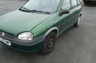 Aile avant droit OPEL CORSA B