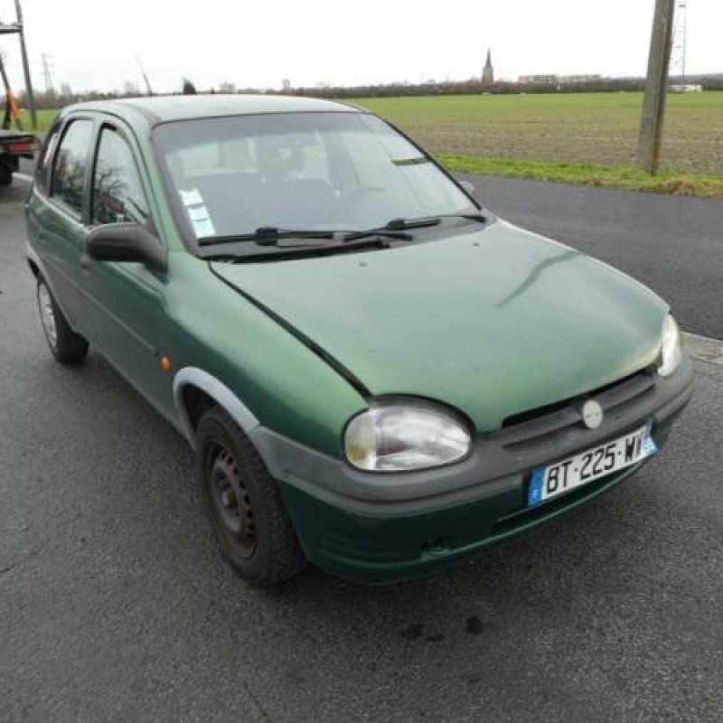 Plage arriere OPEL CORSA B Photo n°2