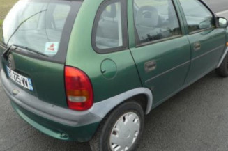 Plage arriere OPEL CORSA B