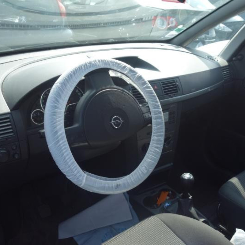 Ceinture arriere centrale OPEL MERIVA A Photo n°8