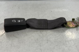 Attache ceinture arriere droit TOYOTA PASEO