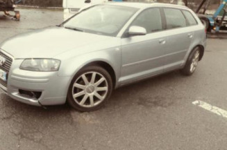 Avertisseur/Klaxon AUDI A3 2