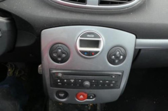 Ecran GPS RENAULT CLIO 3