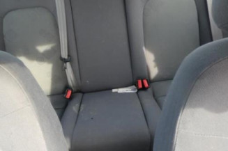 Attache ceinture arriere gauche SEAT LEON 1