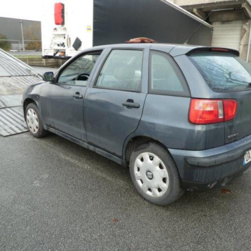 Cric SEAT IBIZA 2 Photo n°5