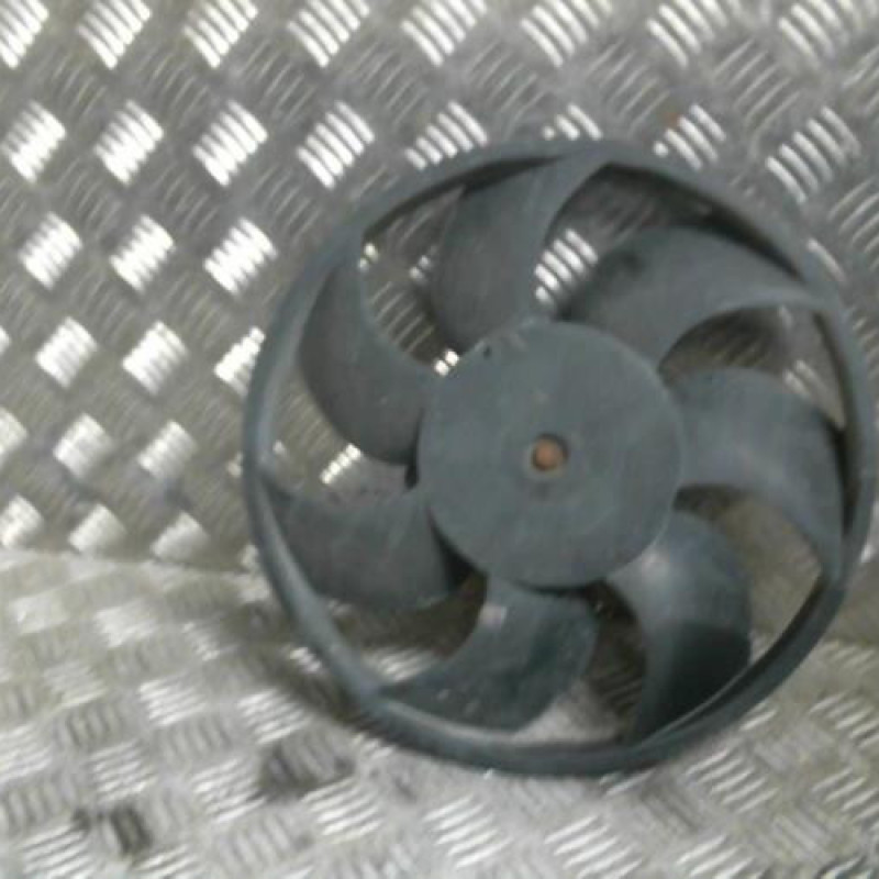 Moto ventilateur radiateur RENAULT MASTER 3 Photo n°1