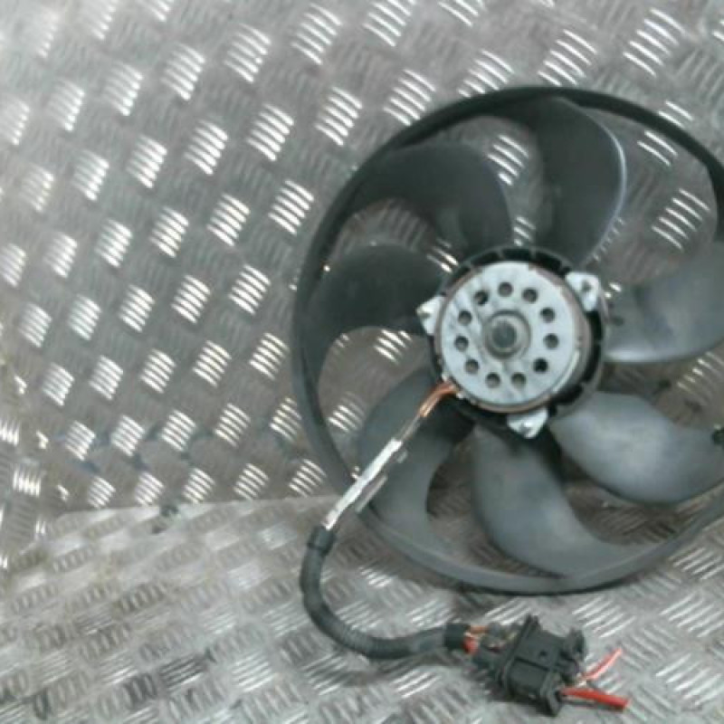 Moto ventilateur radiateur SEAT LEON 1 Photo n°2