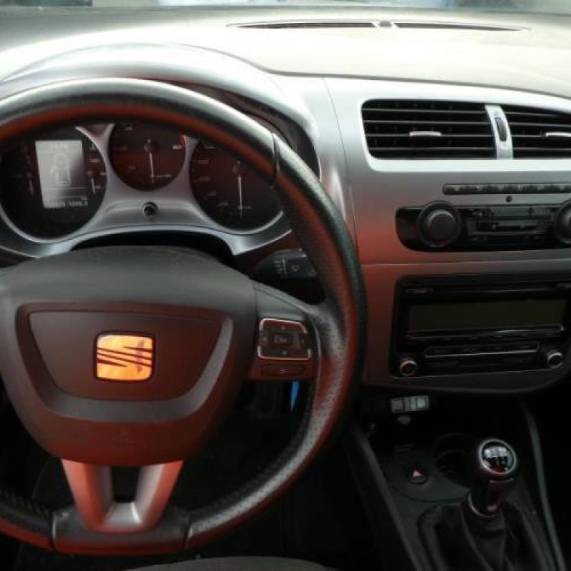 Ceinture arriere gauche SEAT LEON 2 Photo n°11