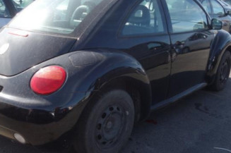 Pare choc arriere VOLKSWAGEN NEW BEETLE 1