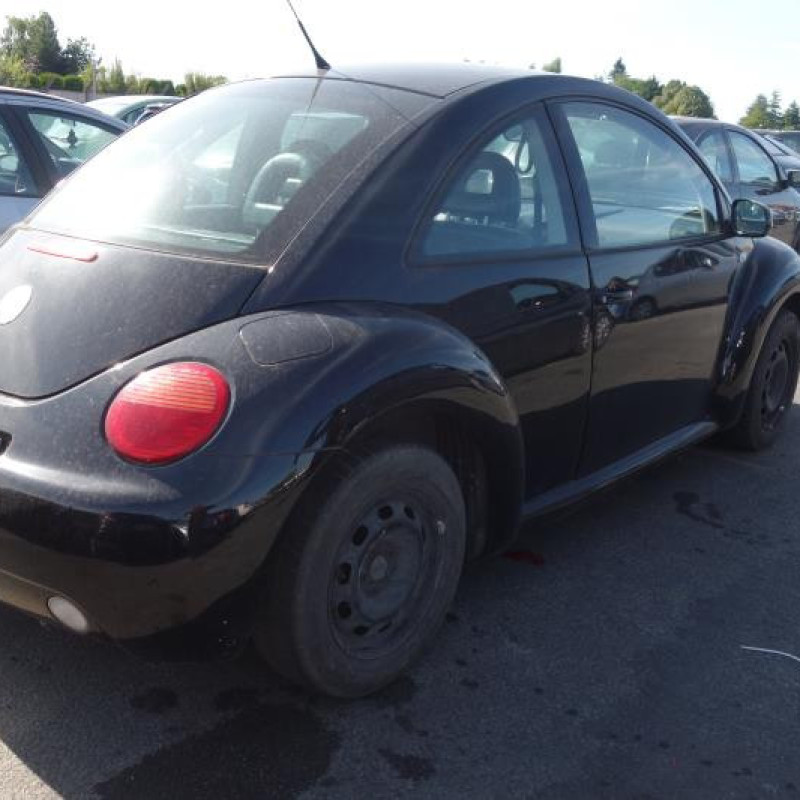 Pare choc arriere VOLKSWAGEN NEW BEETLE 1 Photo n°7