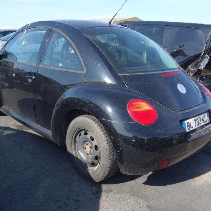 Pare choc arriere VOLKSWAGEN NEW BEETLE 1 Photo n°8