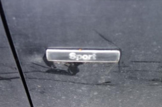 Attache ceinture arriere gauche OPEL ASTRA F