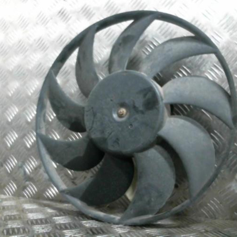 Moto ventilateur radiateur RENAULT MASTER 2 Photo n°1