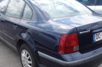 Cardan droit (transmission) VOLKSWAGEN PASSAT 4