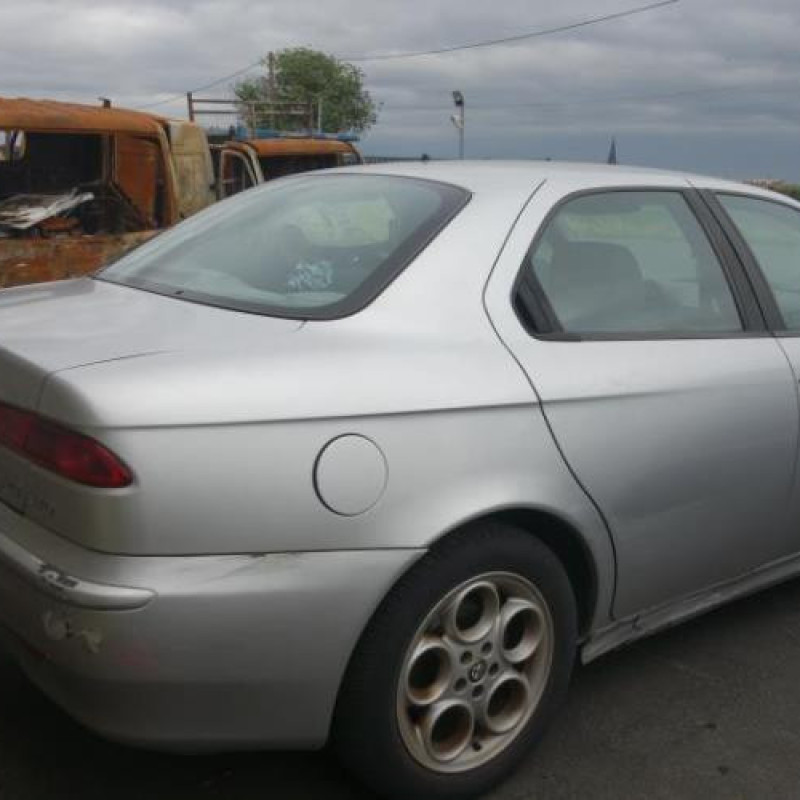 Traverse superieure ALFA ROMEO 156 Photo n°4