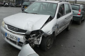 Custode arriere droit MAZDA DEMIO Photo n°1