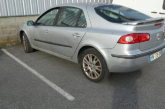 Feu arriere stop central RENAULT LAGUNA 2