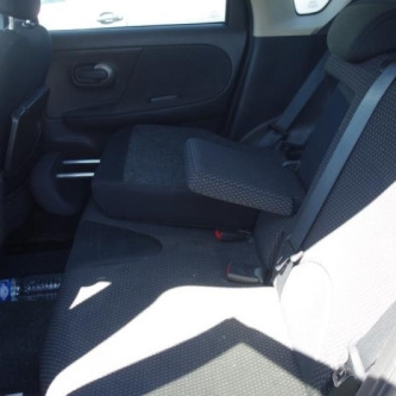 Attache ceinture arriere gauche NISSAN NOTE 1 Photo n°9