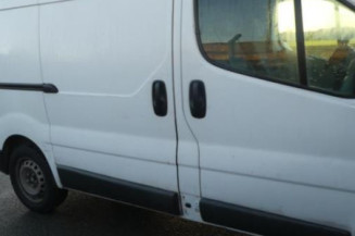 Calandre RENAULT TRAFIC 2