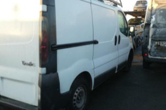 Calandre RENAULT TRAFIC 2