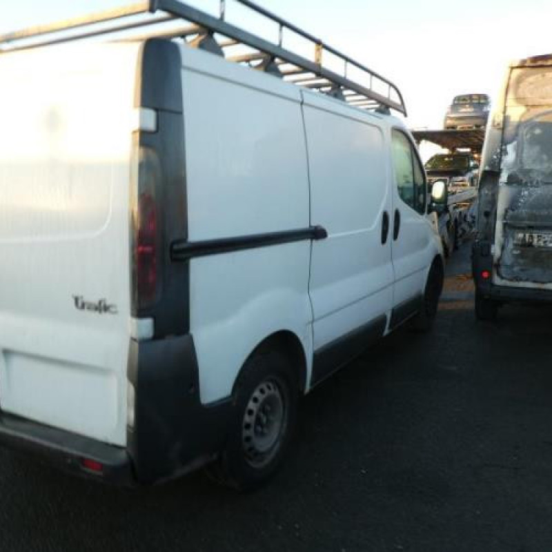 Calandre RENAULT TRAFIC 2 Photo n°5