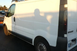 Calandre RENAULT TRAFIC 2